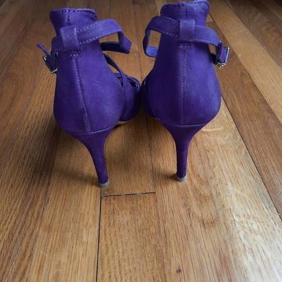 Gianni Bini Purple Strappy Ankle Dress Sandals - Picture 6 of 9